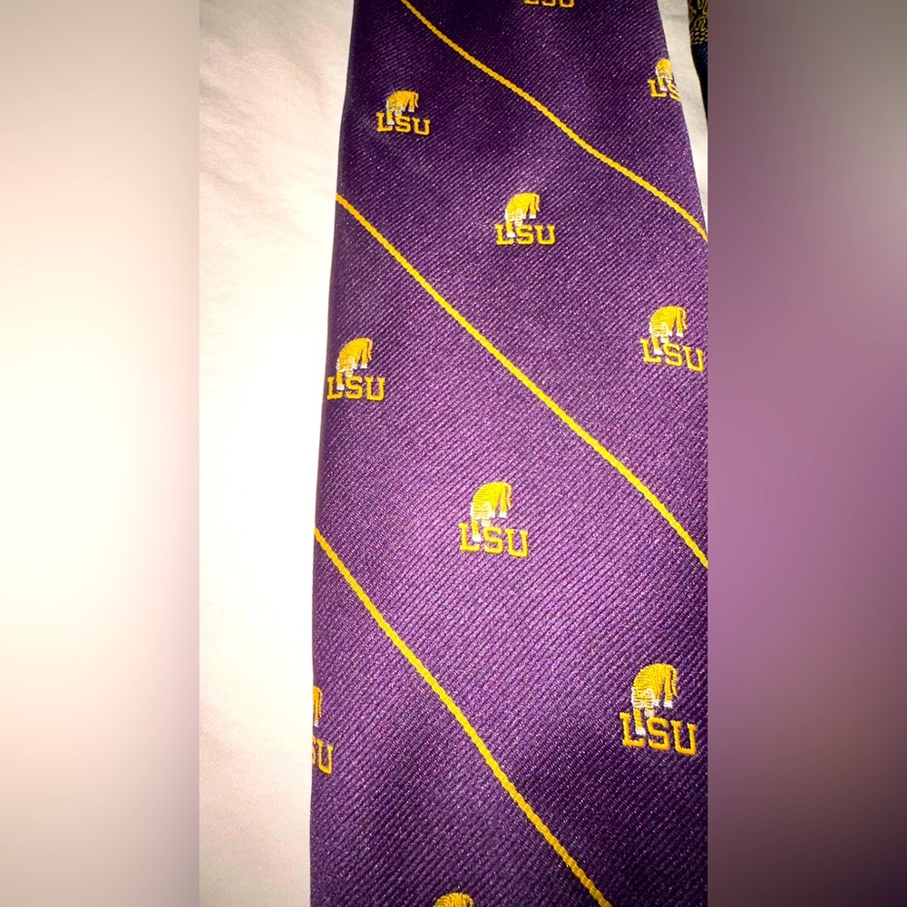 LSU game day tie